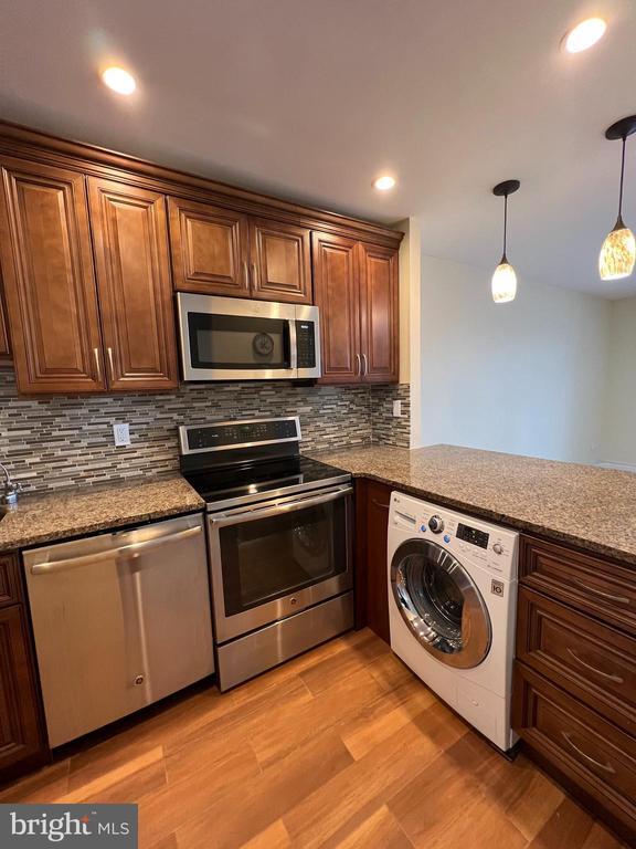 Building Photo - 46 Township Line Rd Unit 226