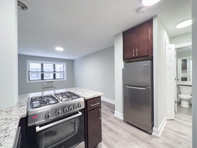 Photo - 448 W Barry Ave Unit 812