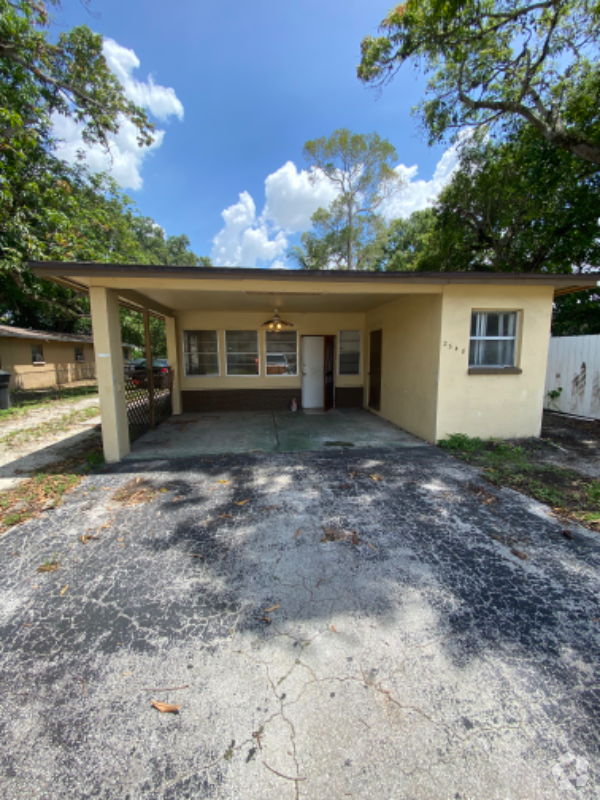 Building Photo - 2348 Willard St Rental