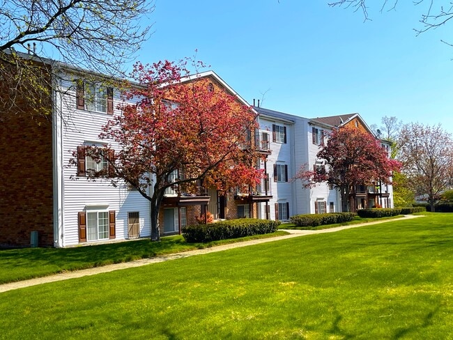 Walnut Creek Apartments - Walnut Creek Apartments