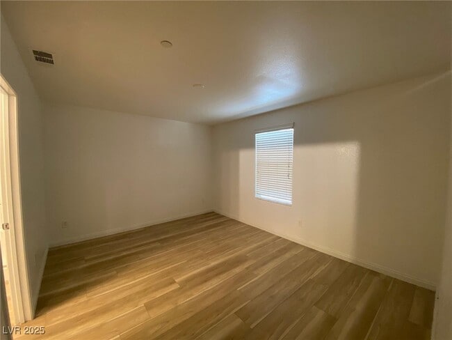 Building Photo - 4517 Dover Straight St