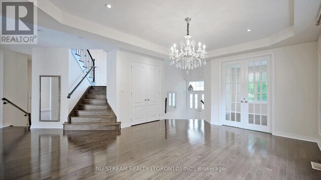 Photo - 73 Serano Crescent