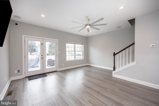 Photo - 622 Fulton St