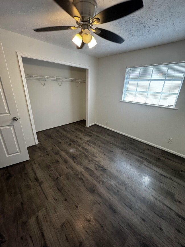 Photo - 315 N K St