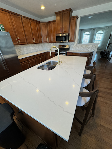 Kitchen - 607 Waveland Ave Townhome