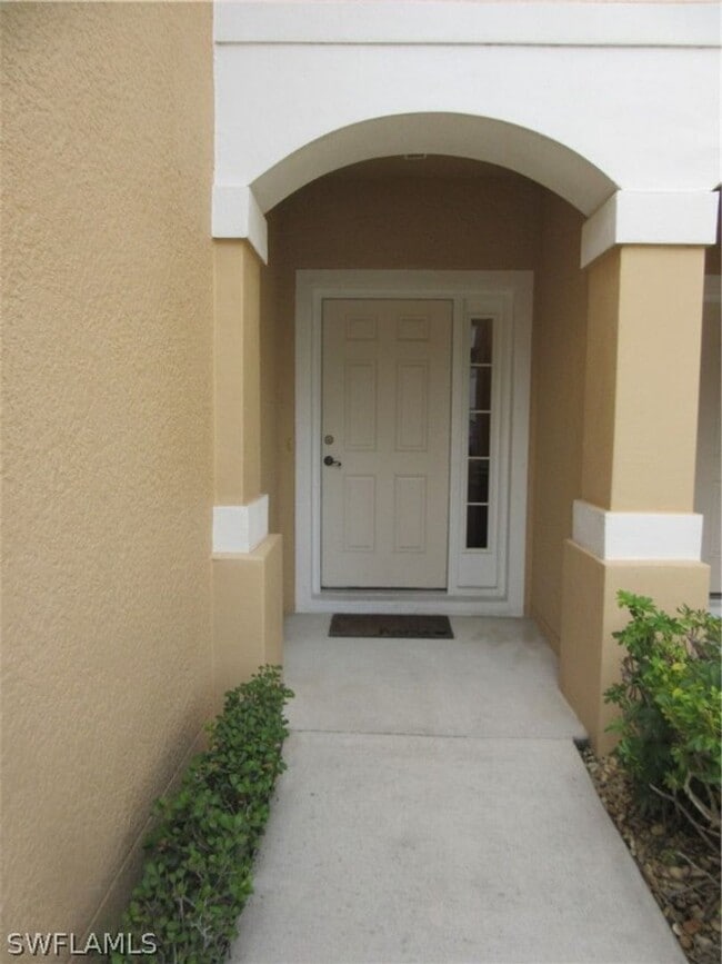 Building Photo - 8310 Village Edge Cir Unit 3 Fort Myers, FL 33919