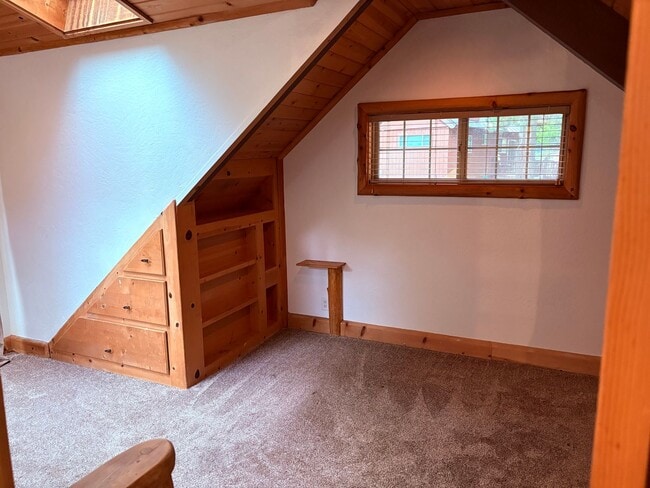 Photo - 1584 Sitka Cir