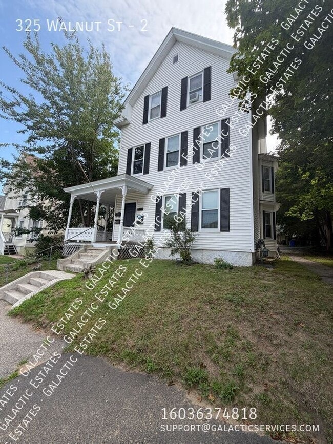 Building Photo - 325 Walnut St Unit 2