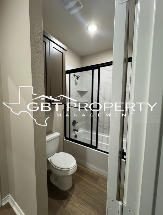 Photo - Brand New Apartments!!  2 Bedroom 2 Bath! Unidad 2F