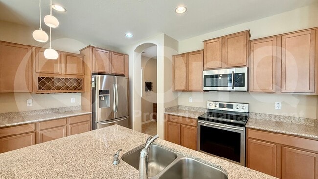 Photo - 894 S Agnes Ln