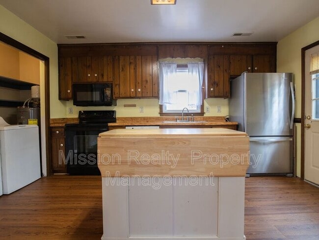 Photo - 2101 S Twilight Ln