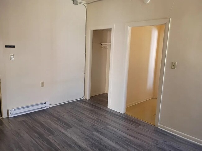 Photo - 207 S Maple Ave