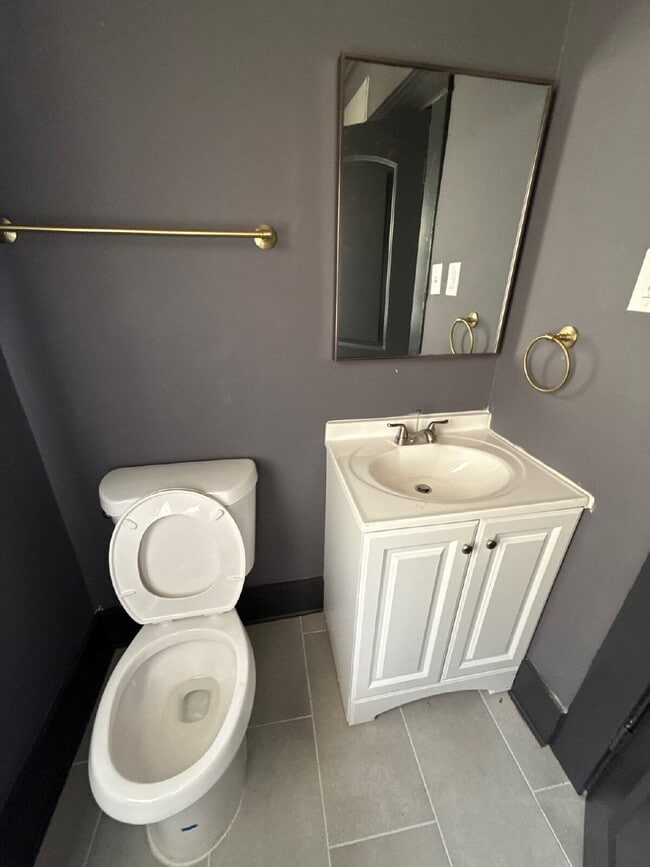 Photo - Affordable Co-Living Units (1–4 Rooms Available) Near Central Memphis