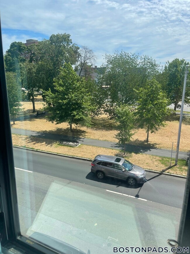 Photo - 191 N Common St Unit 305