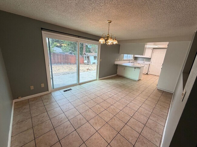 5858 Shasta Way