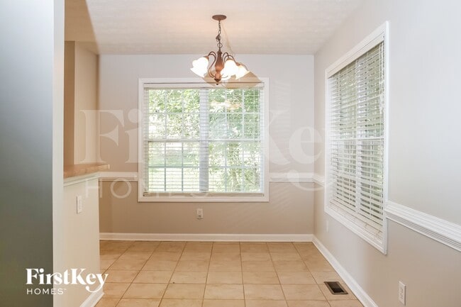 Photo - 2590 Darlington Ct SE