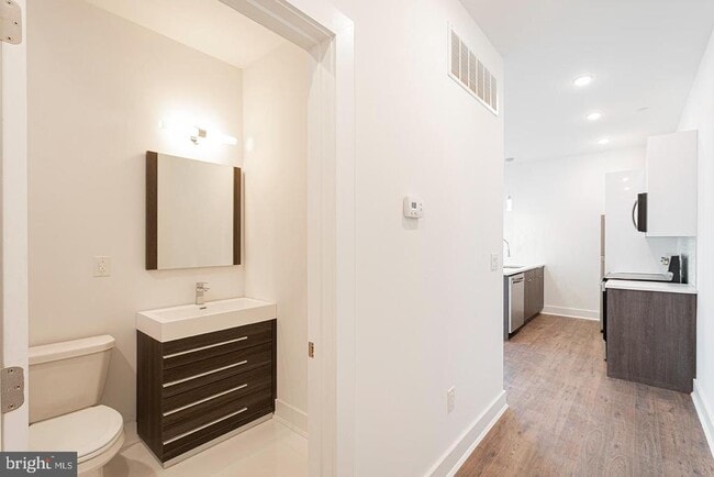 Photo - 2623 Christian St Unit 304