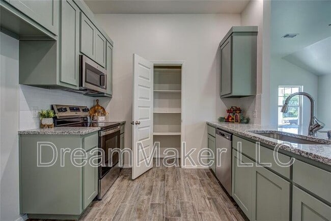 Photo - 2328 27th Ct