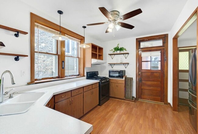 Photo - 3730 N Richmond St Unit 1st Floor