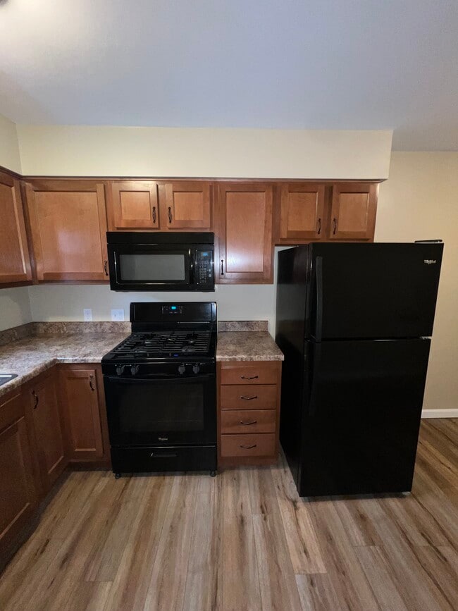 Photo - 604 Morgantown Ave Unit 2