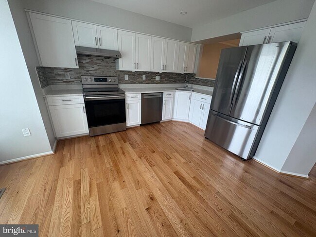Photo - 7779 Chatfield Ln