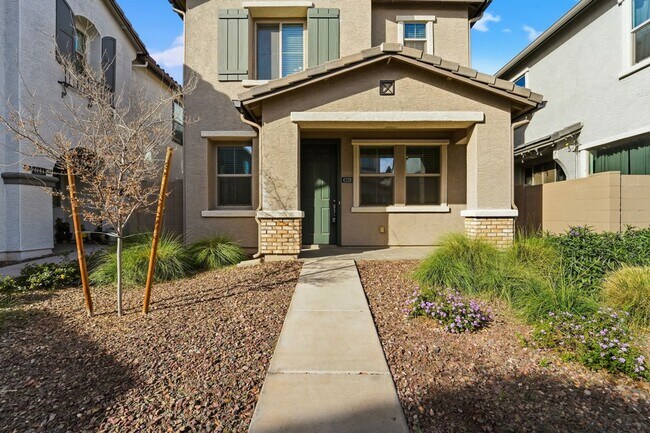 Photo - Stunning 3-Bedroom Home with Garage in Phoenix