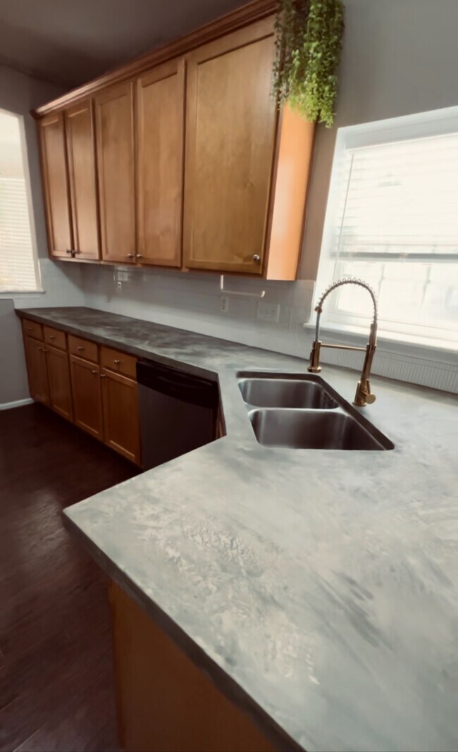 Photo - 58 Sikes Cir