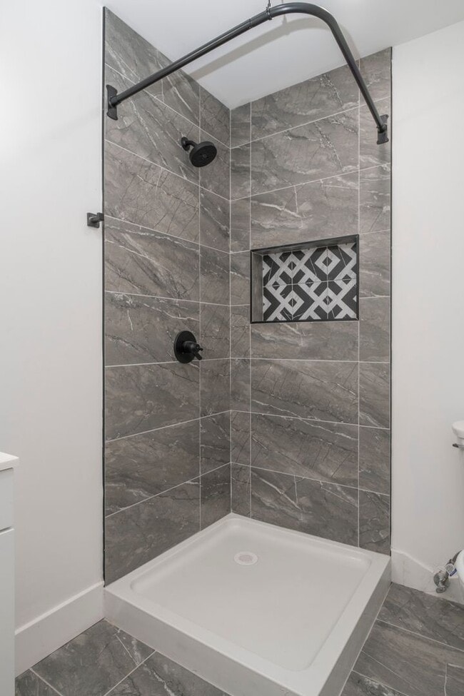 Photo - 3312 W Cumberland St Unit 1