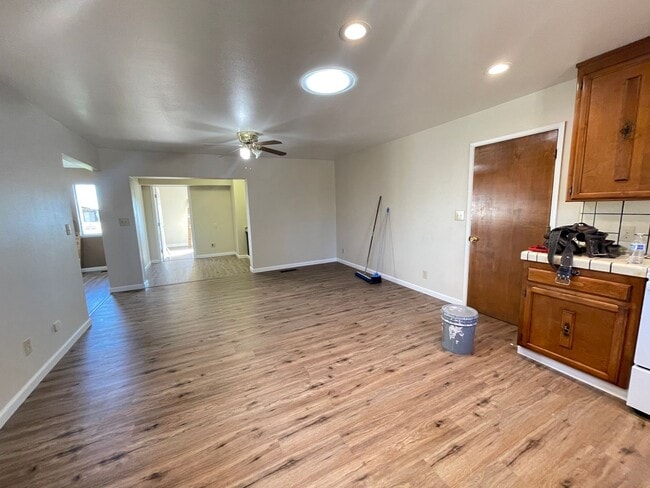 Photo - 3 bed / 2 ba house - S. Yuba City