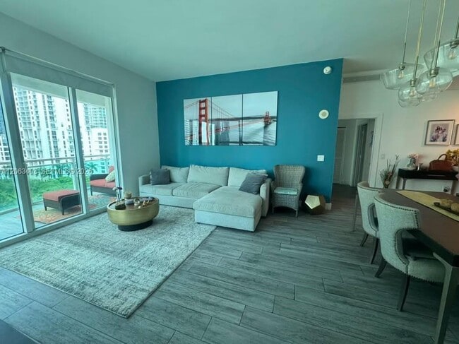 Building Photo - 951 Brickell Ave Unit 910