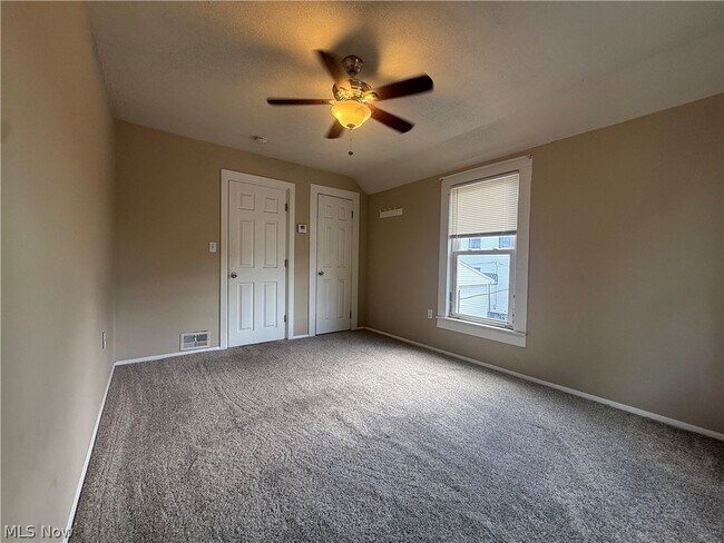 Photo - 1726 Starkweather Ave Unit Upper