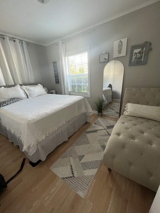 Photo - 5726 Lincoln Ave