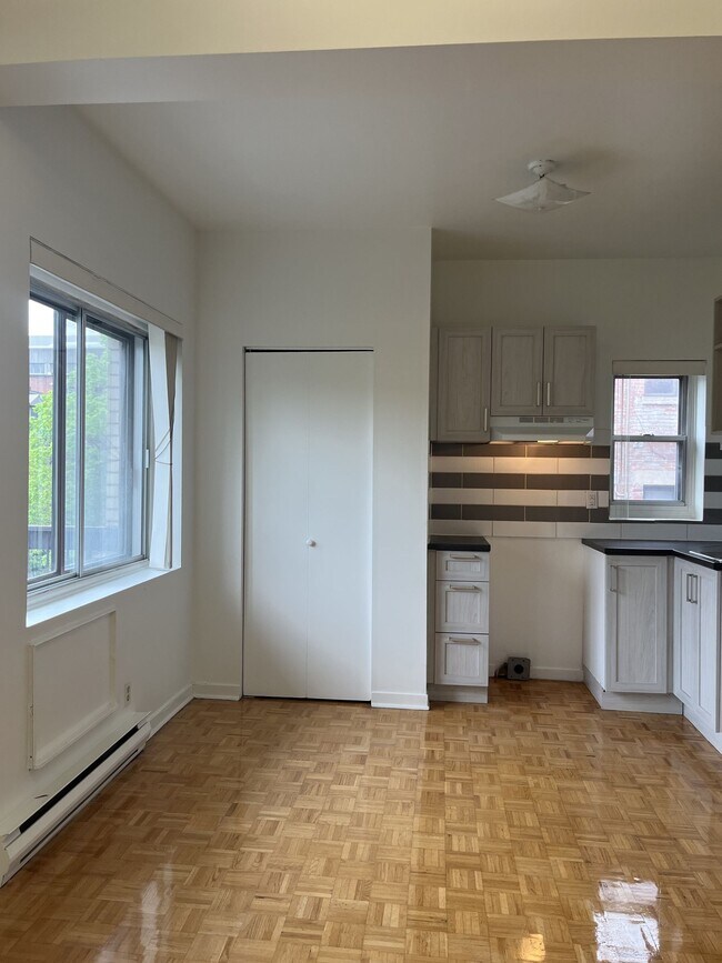 Photo - 539 Rue Prince Arthur O Unit 20