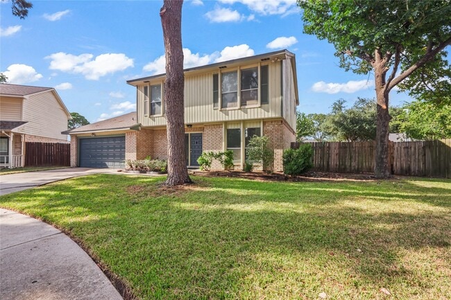 15506 Sungold Ct