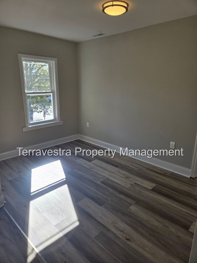 Photo - 209 N 3rd St Unidad 2