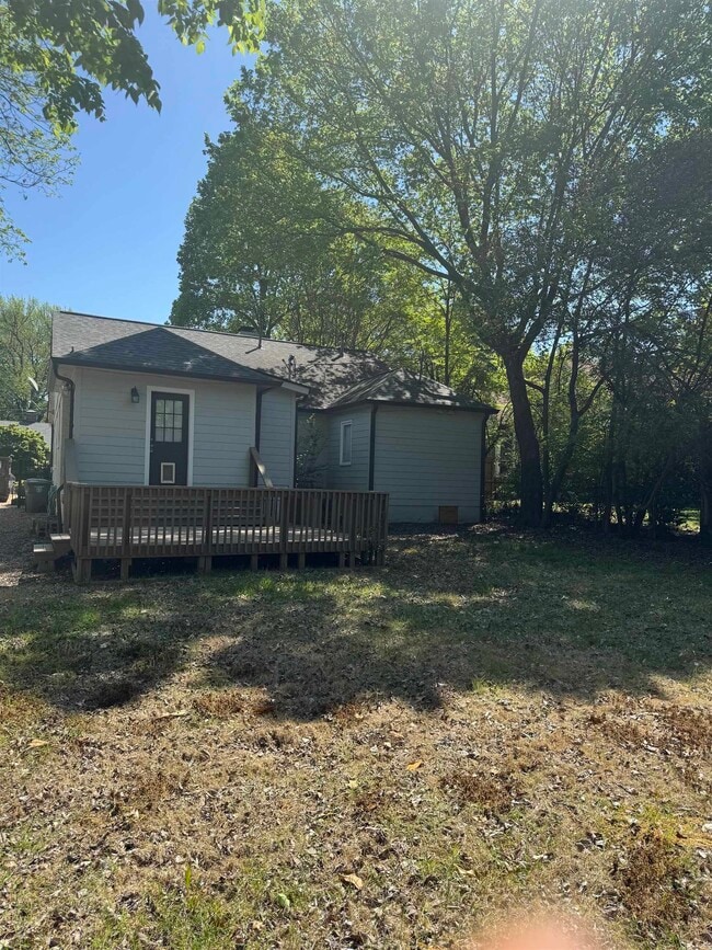 Photo - 193 Alexander St