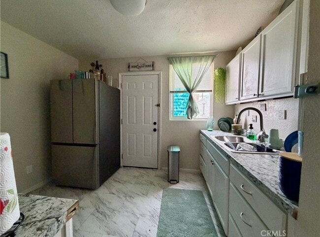 Photo - 313 Maxine Ave