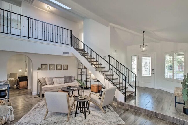 Photo - 6630 N 81st Pl