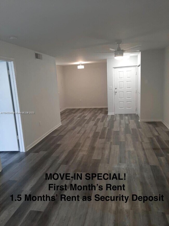 Building Photo - 2881 N Oakland Forest Dr Unit 103 Rental