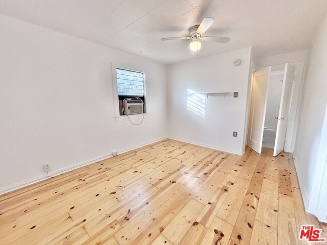 Photo - 2339 1/2 Norwalk Ave