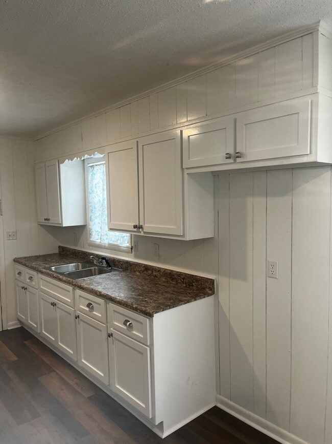 Photo - 114 Holly Cove