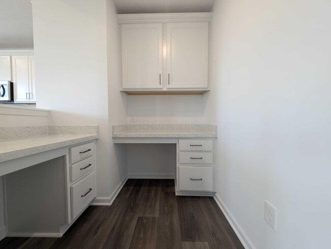 Photo - 832 Callaway Ln