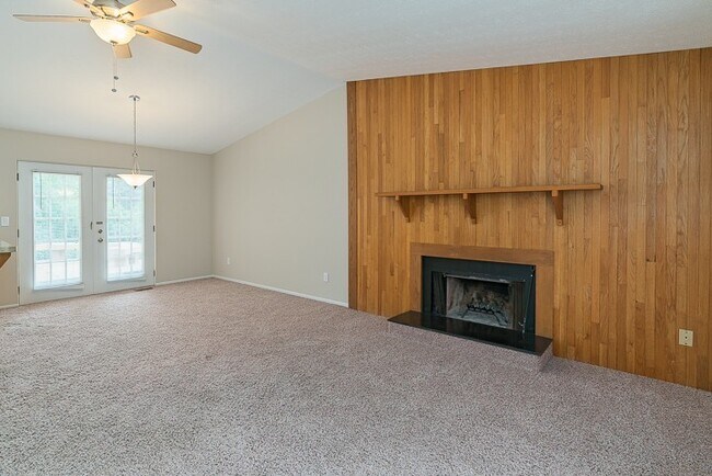 Photo - 2630 Glenbrook Ct