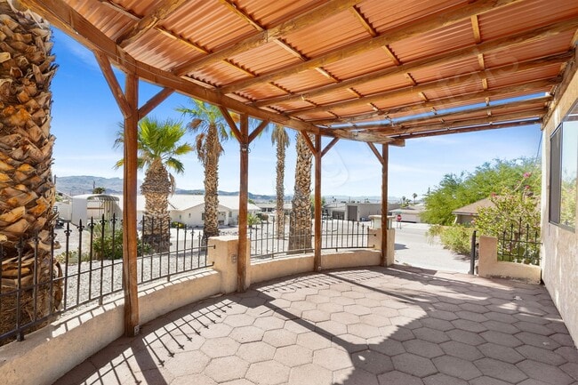 Photo - SPACIOUS 3 BEDROOM HOME