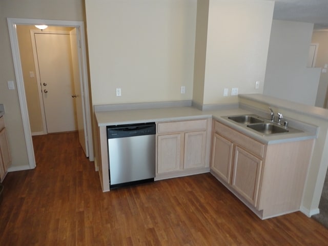 Photo - 6920 Brindisi Pl NW