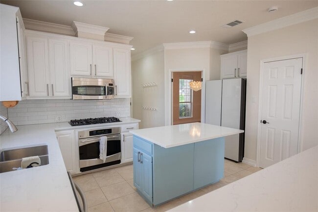 Photo - 10108 Spicewood Mesa