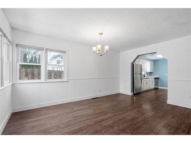 Photo - 5705 Logan Ave S