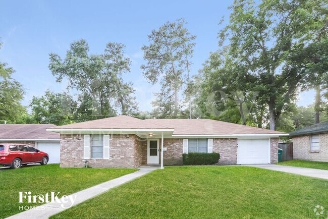 Building Photo - 1403 N Roberson St Rental