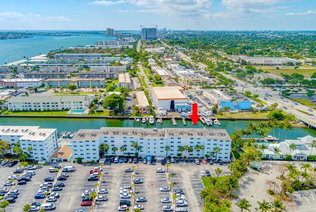 108 Paradise Harbour Blvd Unit Paradise Villas