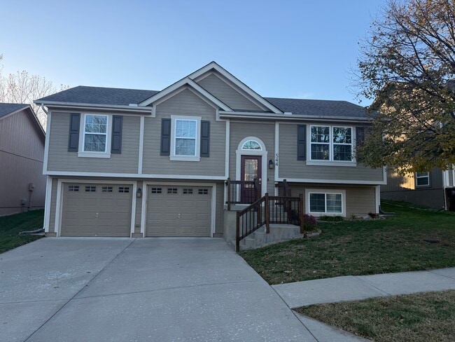 Photo - 544 N Old Mill Rd